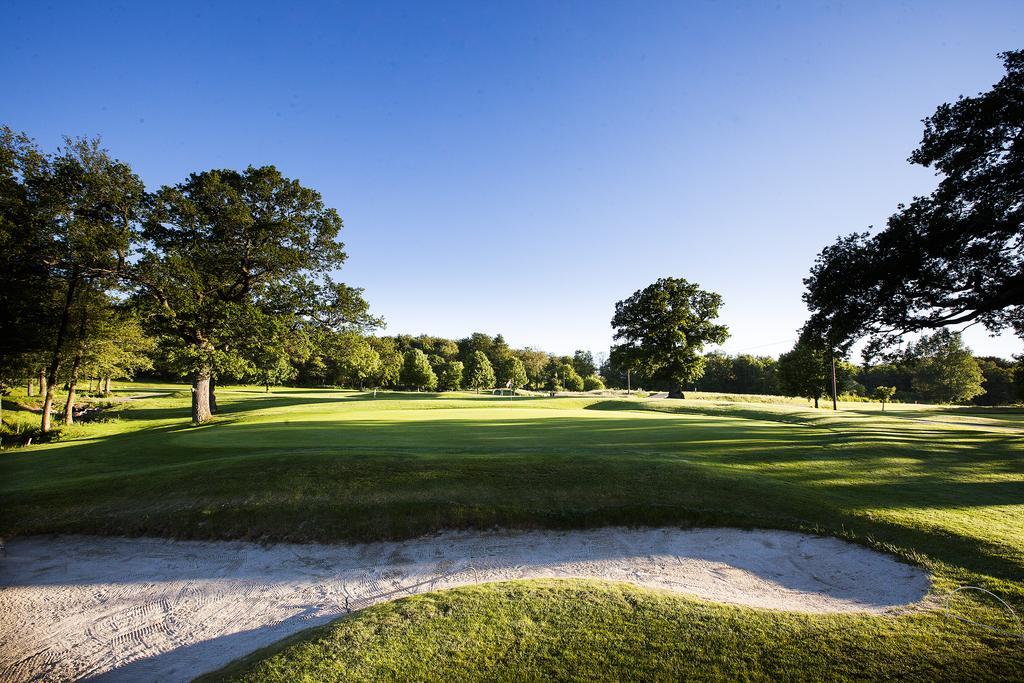 Soederasens Golf Lodge Risekatslosa Экстерьер фото